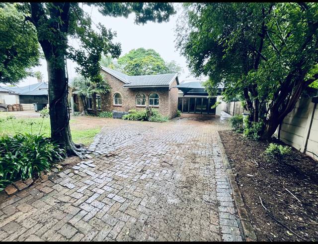 3 BEDROOM FREESTANDING FOR SALE IN PIERRE VAN RYNEVELD